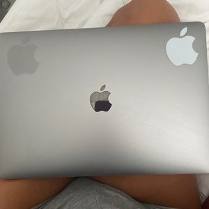 Mac book pro new